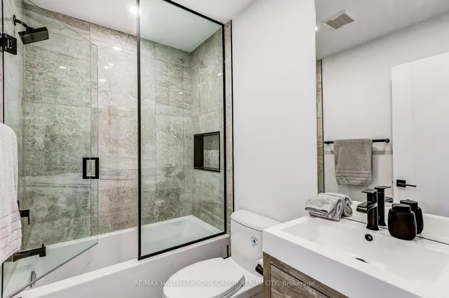 Additional image 34 of 109A Holborne Ave