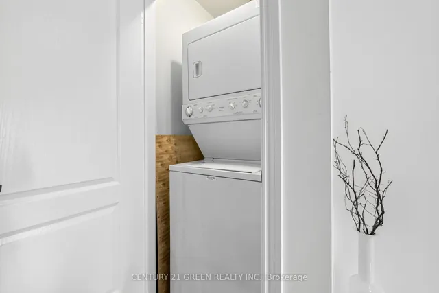 Additional image 31 of 3531 Lake Shore Blvd Unit 316