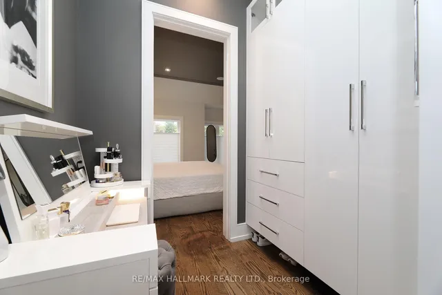 Additional image 28 of 159 Roe Ave