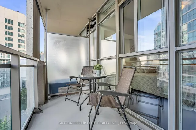 Additional image 19 of 3 Marine Parade Dr Unit 401