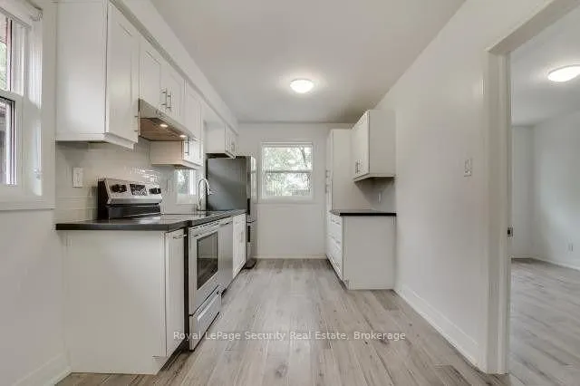 Additional image 35 of 148 Portland St