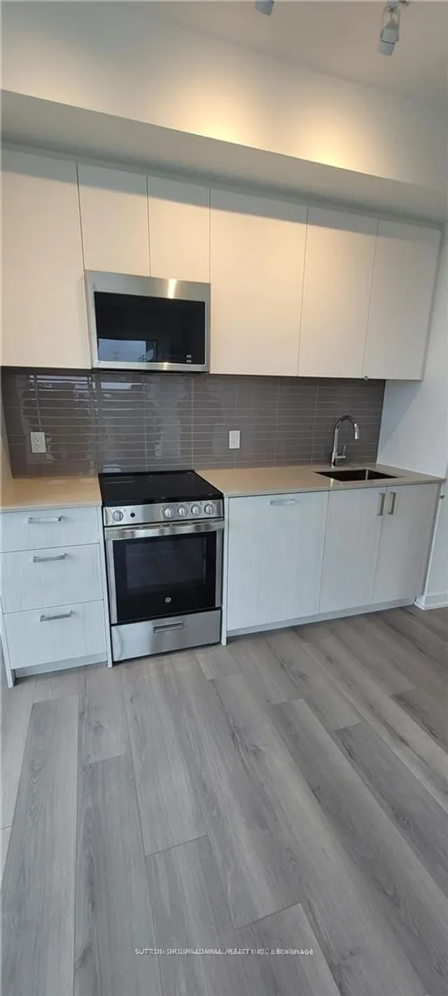 Additional image 8 of 1787 St Clair Ave Unit 706