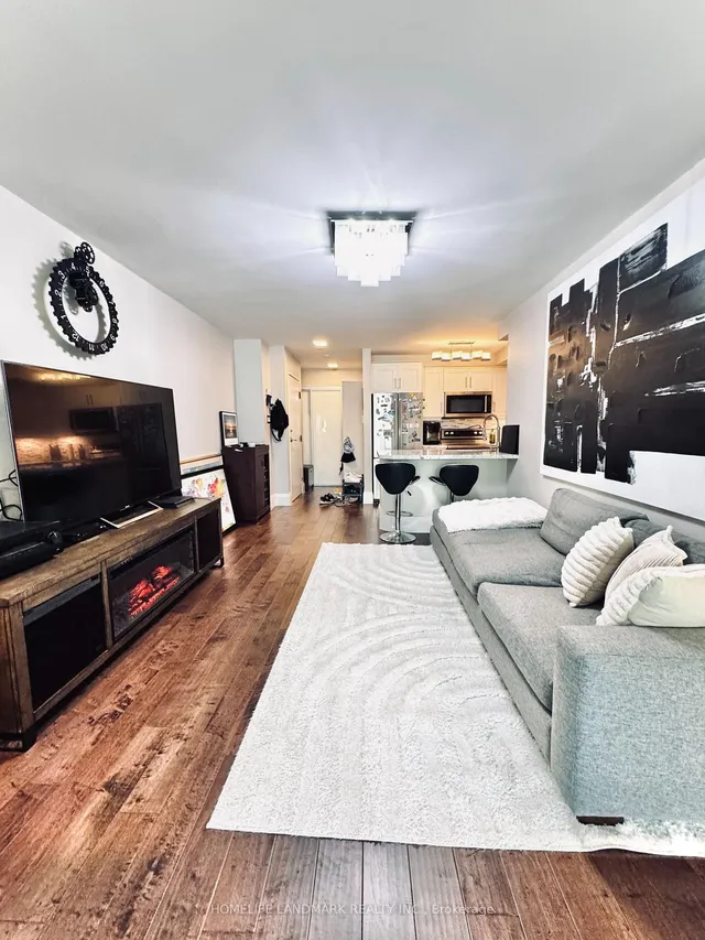 Additional image 44 of 10 Queens Quay Unit 408