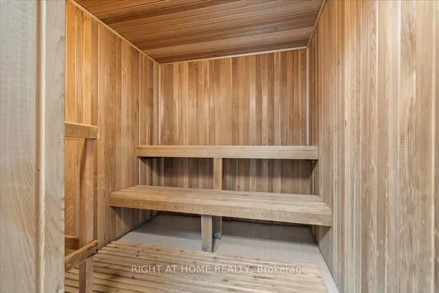 Additional image 36 of 101 Subway Cres Unit 1011