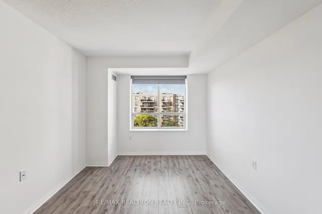 Additional image 32 of 650 Lawrence Ave Unit 735