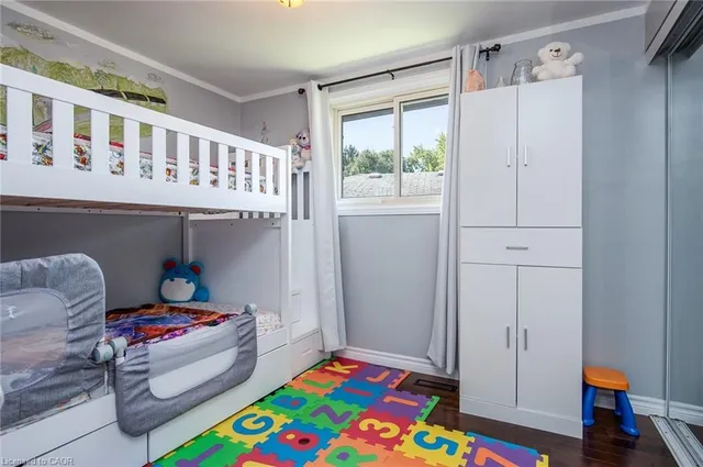 Additional image 23 of 77 Roberts Cres