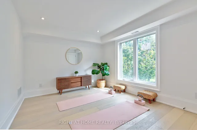 Additional image 18 of 27 Hurlingham Cres