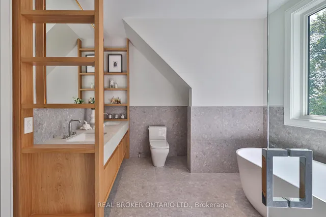 Additional image 35 of 273 Grace St