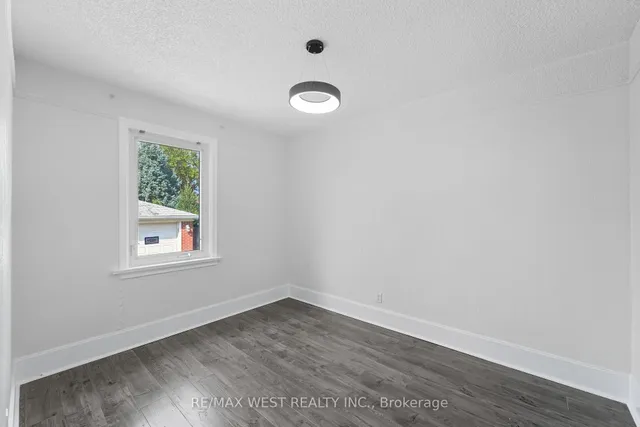 Additional image 21 of 38 Feltham Ave