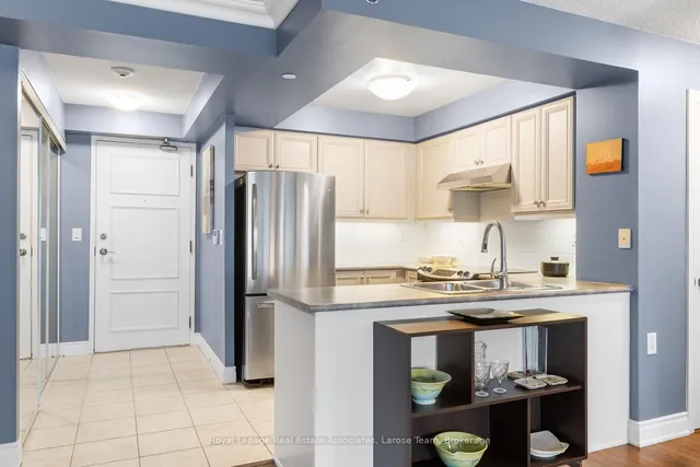 Additional image 6 of 3 Marine Parade Dr Unit 1801