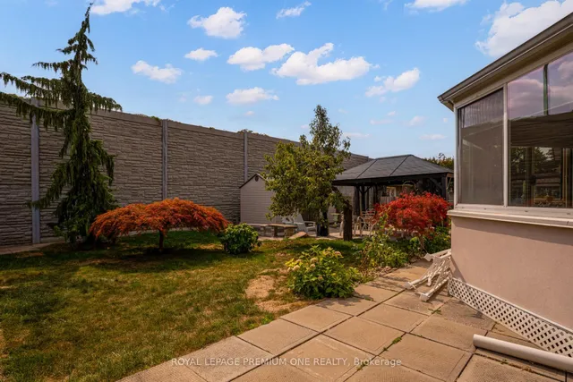 Additional image 44 of 41 Whitley Ave