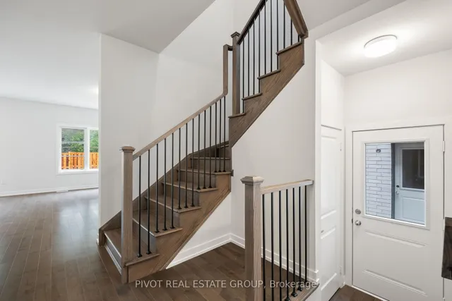 Additional image 9 of 85 Danielle Moore Circ