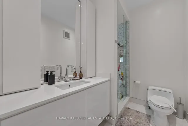 Additional image 28 of 1717B Bathurst St