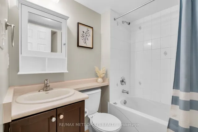 Additional image 23 of 669A Warden Ave Unit 13