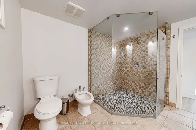 Additional image 42 of 94 Edgecroft Rd