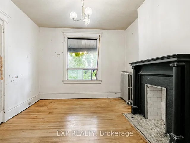 Additional image 3 of 235 Grace St