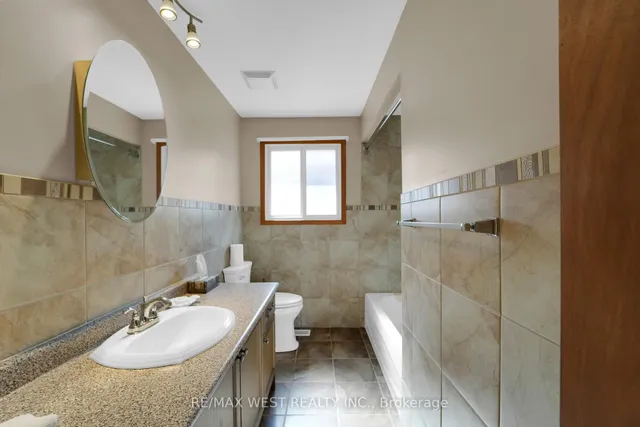 Additional image 9 of 304 La Rose Ave