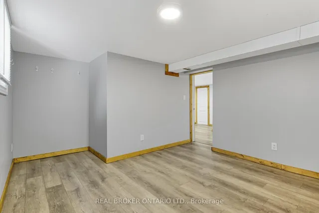 Additional image 22 of 27 Broadmoor Ave