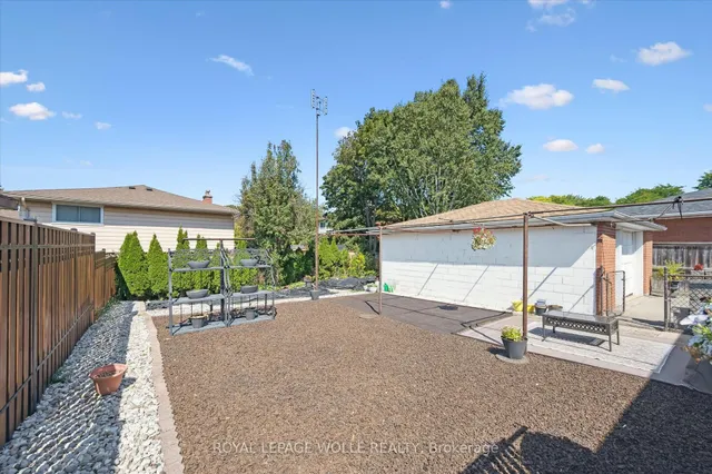 Additional image 39 of 136 Fairway Rd