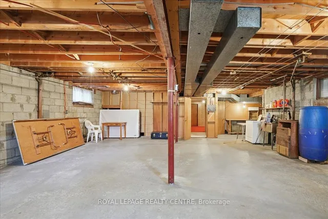 Additional image 31 of 151 Redgrave Dr