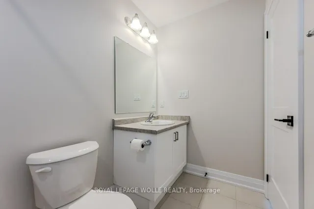 Additional image 19 of 261 Woodbine Ave Unit 24