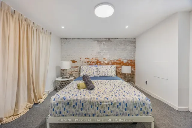 Additional image 40 of 62 Garnet Ave