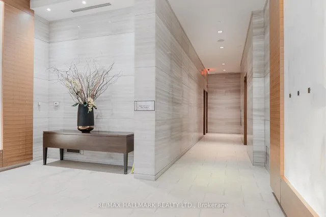 Additional image 32 of 300 Front St Unit 2213