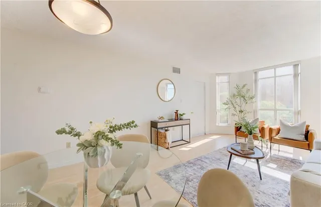 Additional image 17 of 1414 King St Unit 405