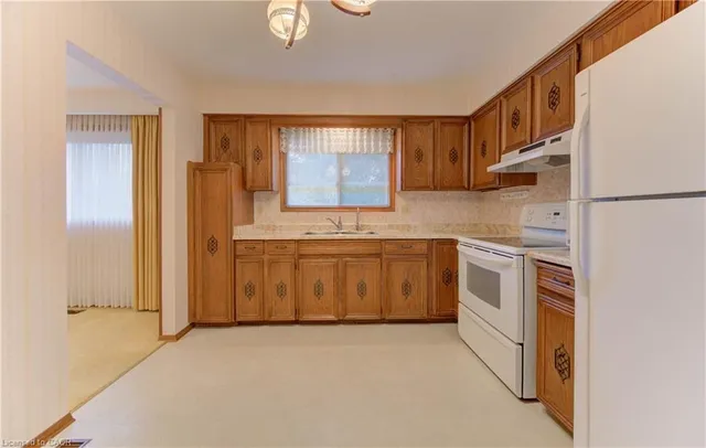 Additional image 30 of 45 Wimbleton Cres