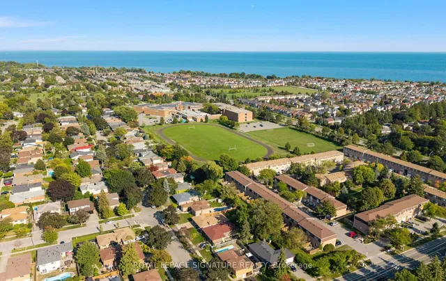 Additional image 31 of 55 Bathgate Dr