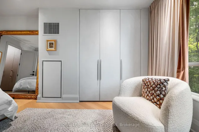 Additional image 26 of 20 Scrivener Sq Unit 301