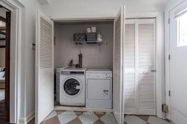 Additional image 18 of 19 Alvin Ave