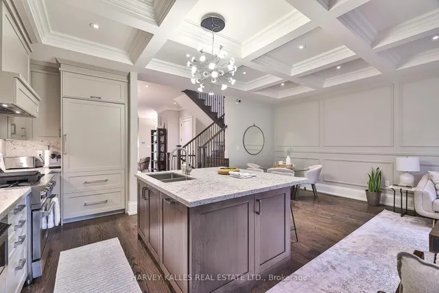 Additional image 22 of 2638A Bayview Ave