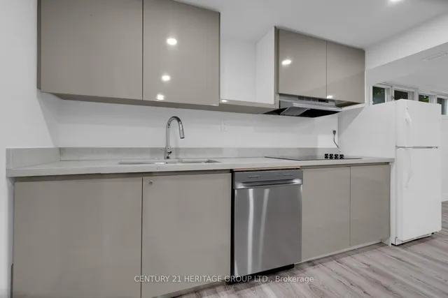 Additional image 36 of 43 Howell Sq