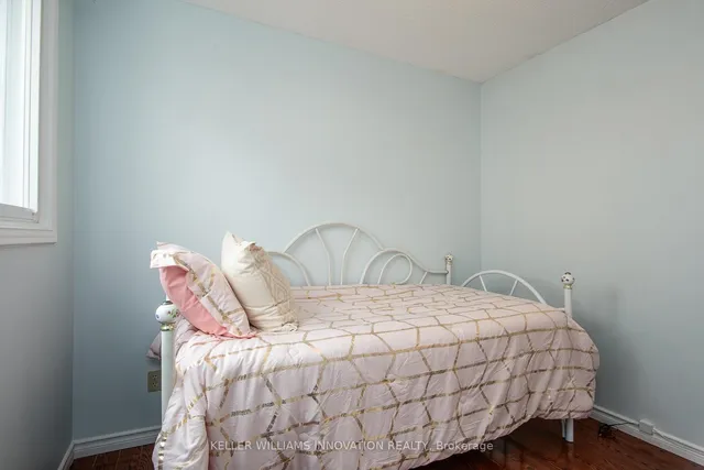 Additional image 25 of 64 Sabrina Cres