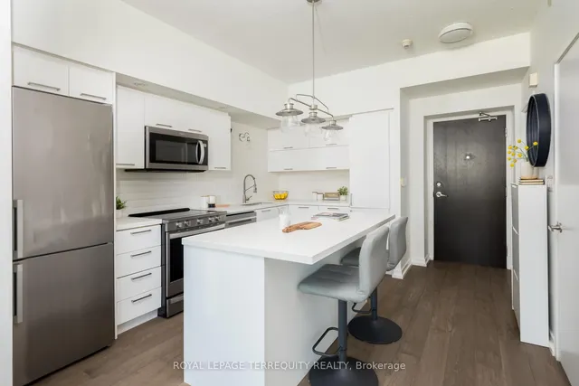 Additional image 8 of 25 Capreol Crt Unit 303