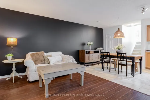 Additional image 18 of 1941 Ottawa St Unit 9A