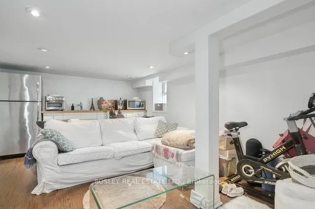 Additional image 38 of 140 Dovercourt Rd