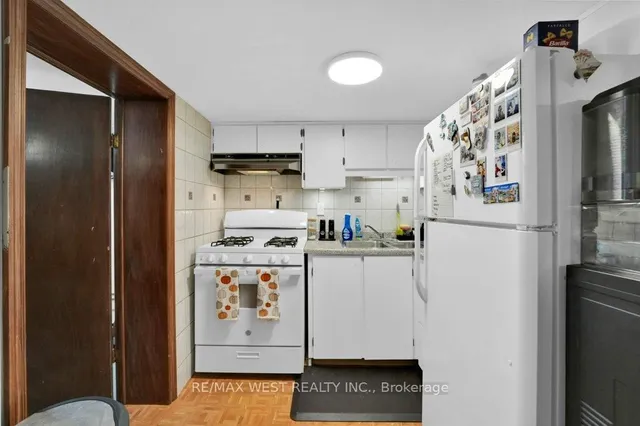 Additional image 27 of 225 Oakwood Ave