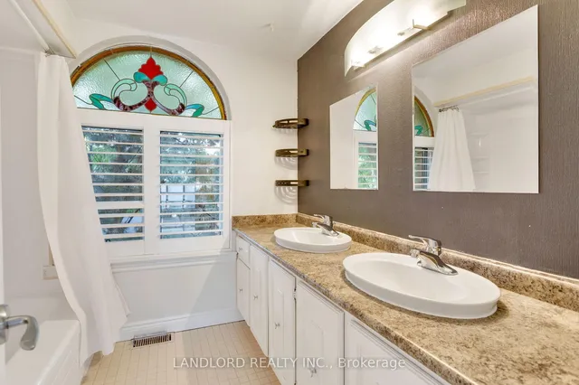 Additional image 35 of 280 Sherbourne St Unit 14