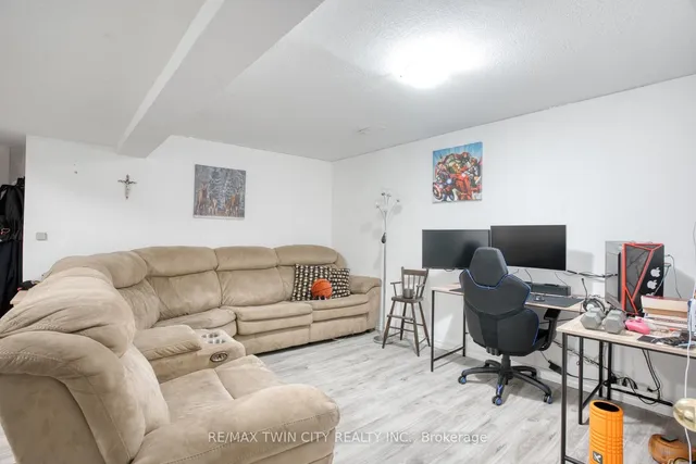 Additional image 29 of 135 Eastforest Tr