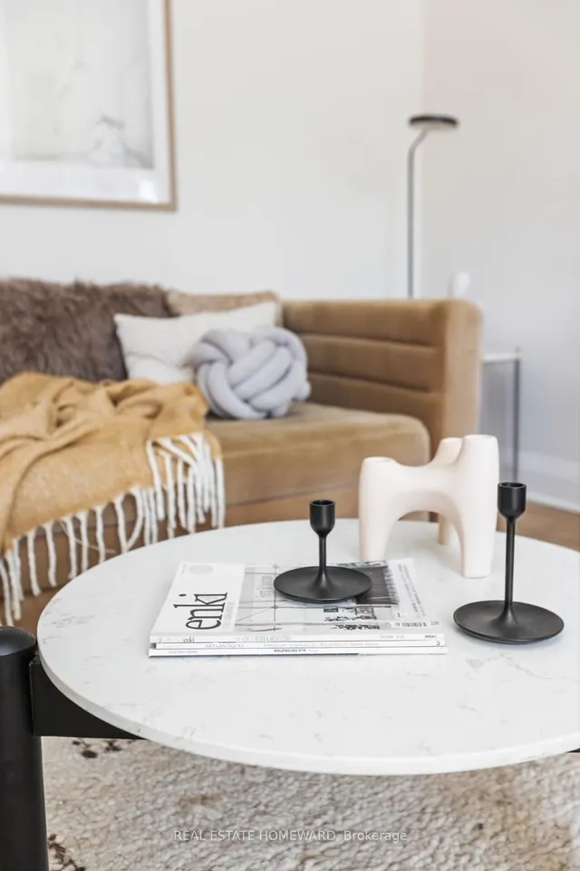 Additional image 10 of 86 Floyd Ave