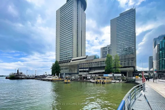 Additional image 40 of 10 Queens Quay Unit 607