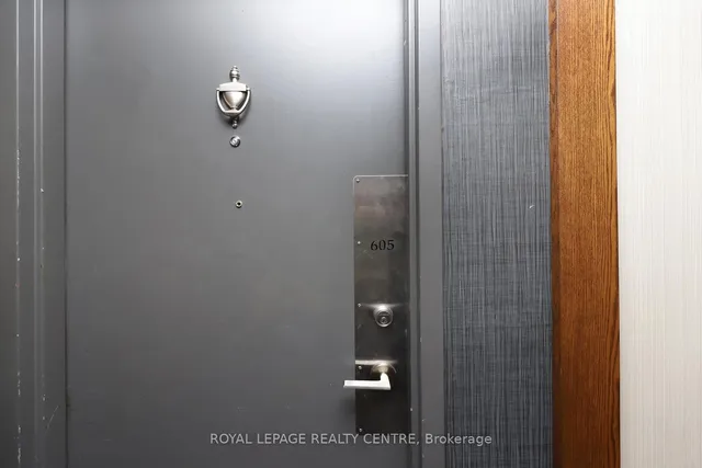 Additional image 29 of 551 The West Mall Unit 605