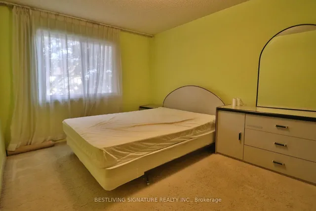 Additional image 7 of 77 Crab Appleway