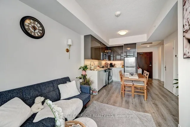 Additional image 19 of 60 Frederick St Unit 1213