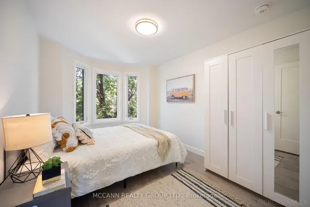 Additional image 22 of 217 Pearson Ave