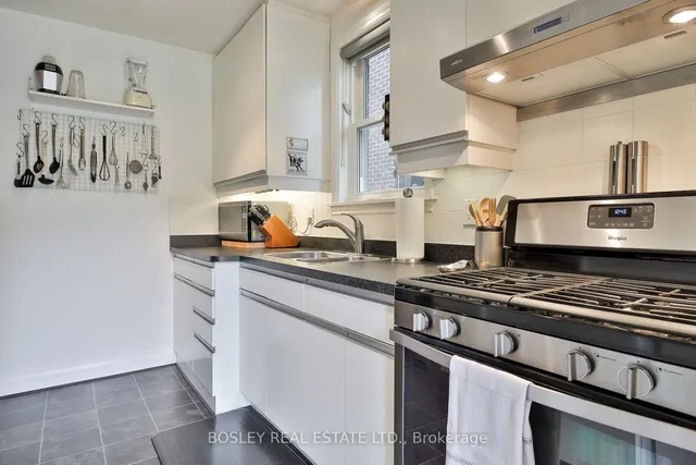 Additional image 10 of 333 Sutherland Dr