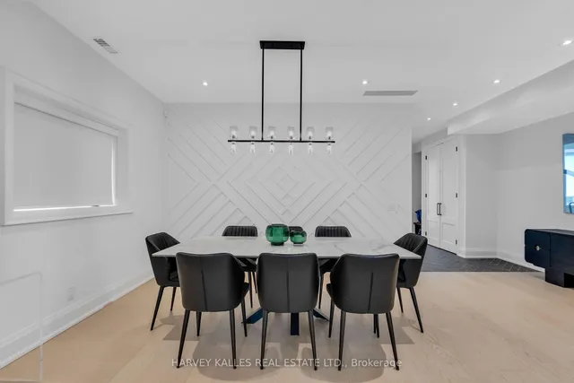 Additional image 7 of 32 Almont Rd