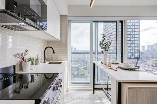 Additional image 4 of 65 Mutual St Unit 2001